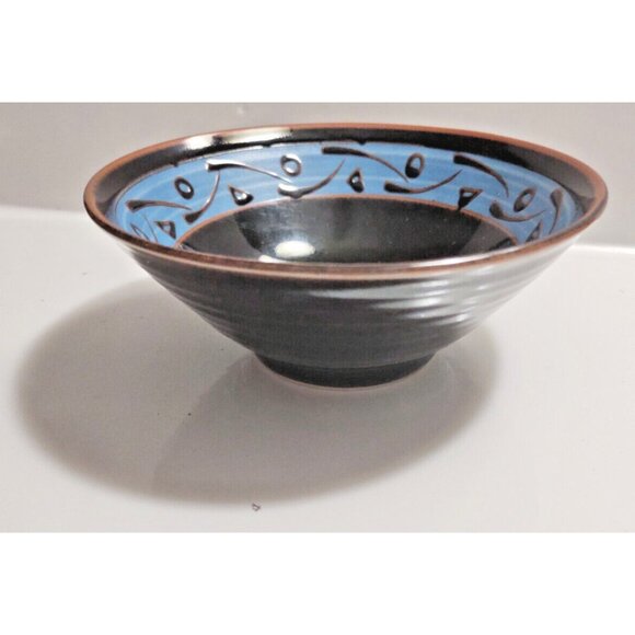 Ceramic Rice Bowl Set Japan 6" Raised Pattern (set of 4) - Picture 5 of 16